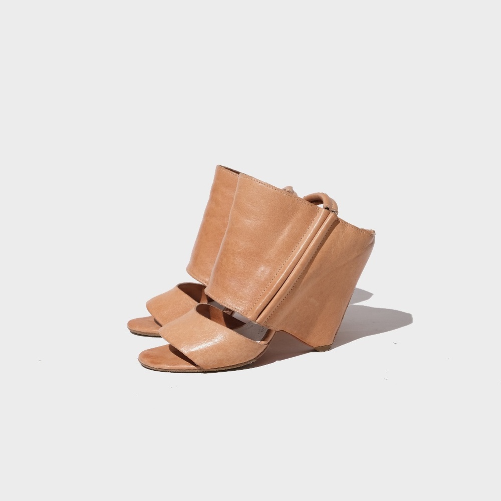 MAISON MARGIELA RUNWAY WEDGE HEELS (2008)